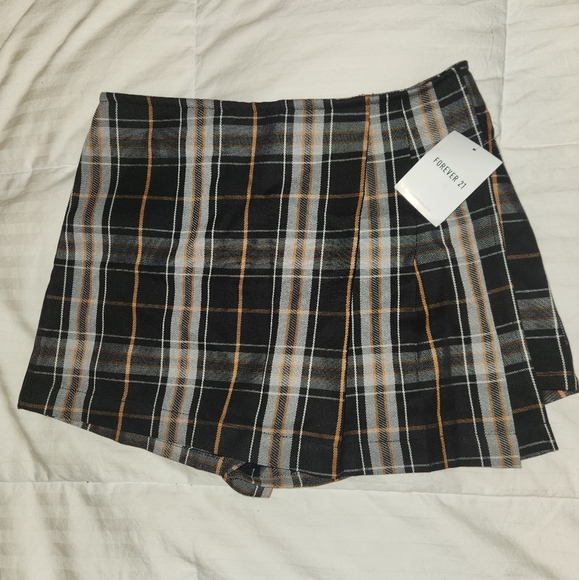 Forever 21 High Rise Skort- small - Picture 4 of 7
